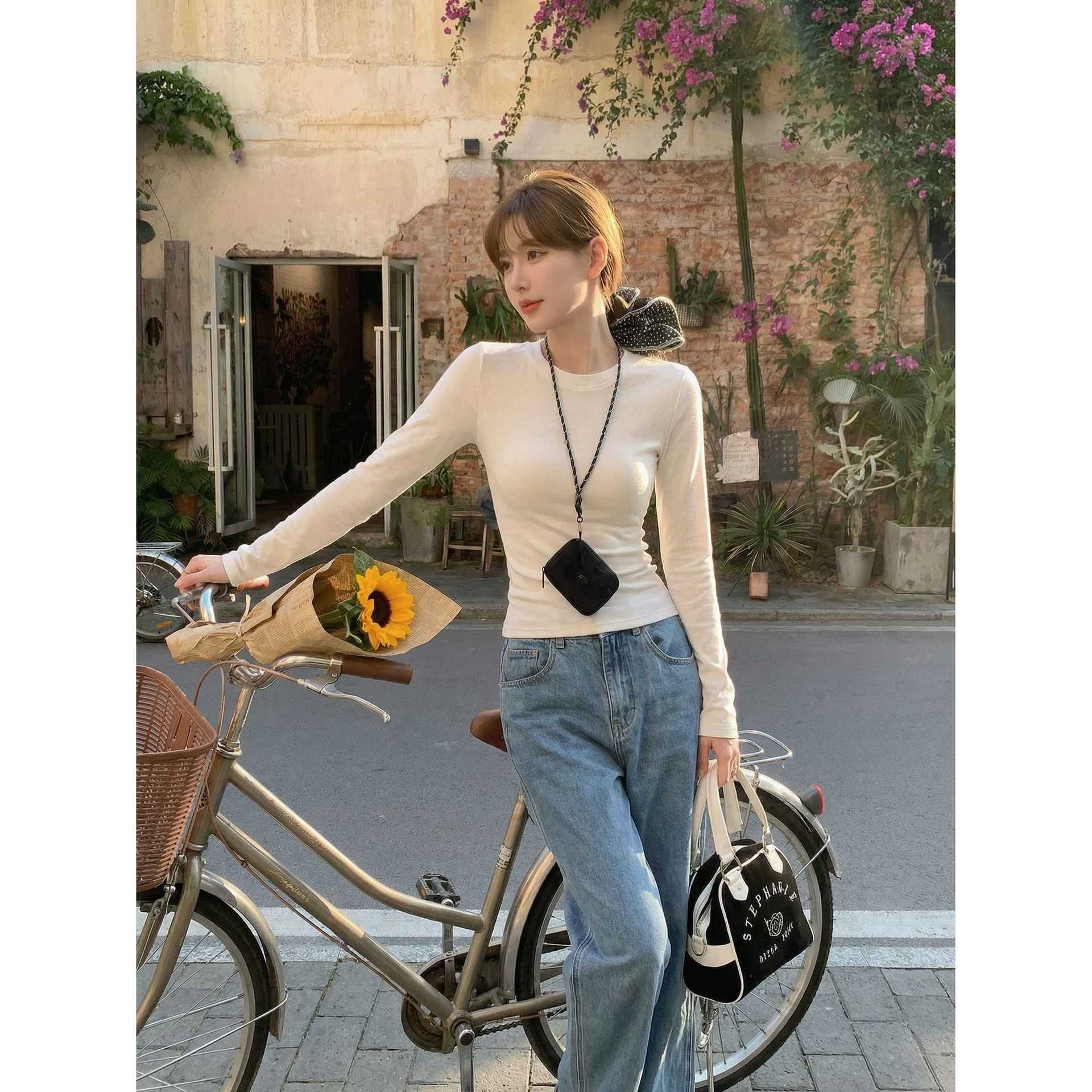 Layered Slim Fit Round Neck Versatile T-Shirt for Women
