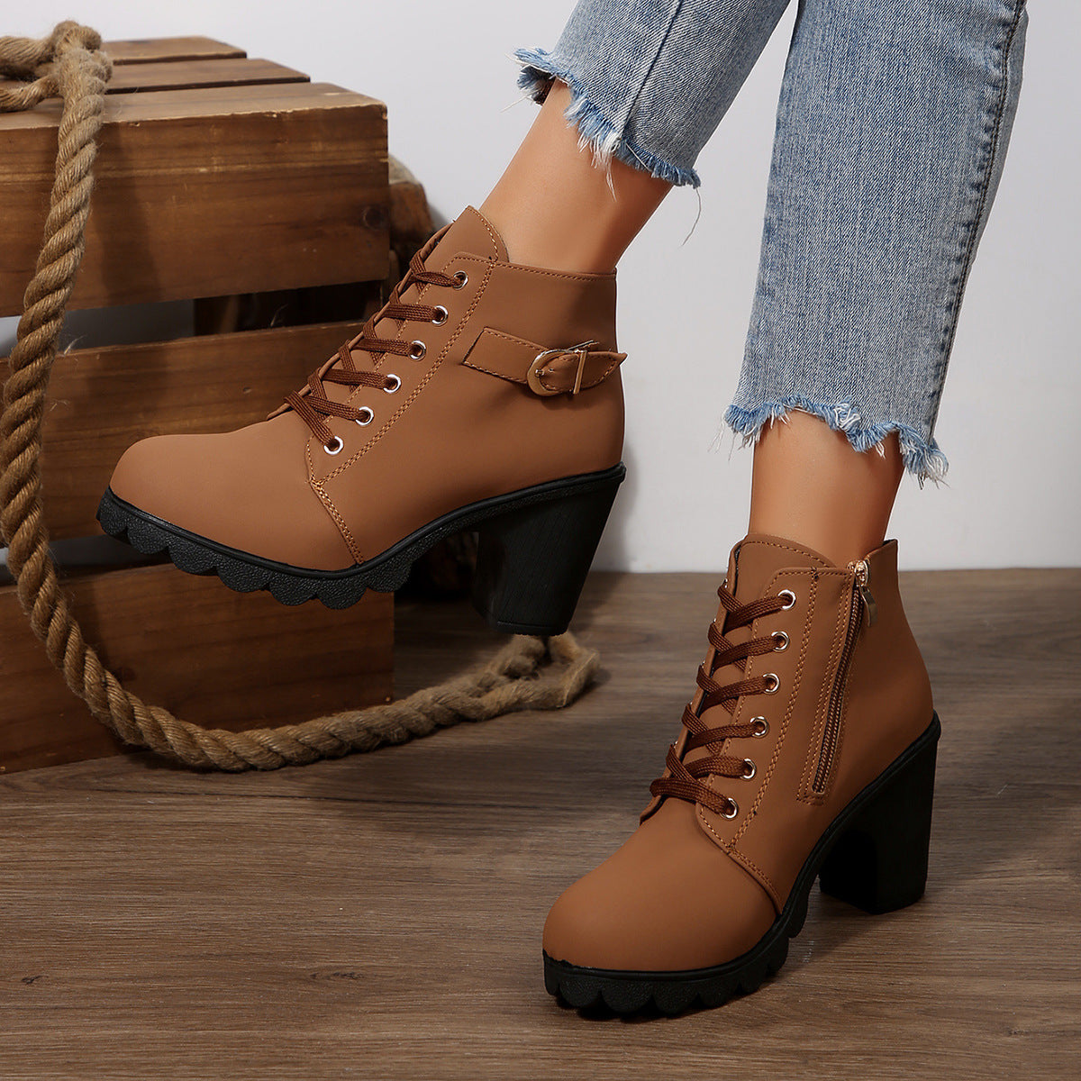 Chunky Heel Women's Leather Boots Low Cuff Round Toe High Heel Lace-Up Style with Heightening and Slimming Effect