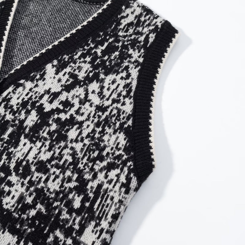 Vintage V-neck Jacquard Knitted Vest