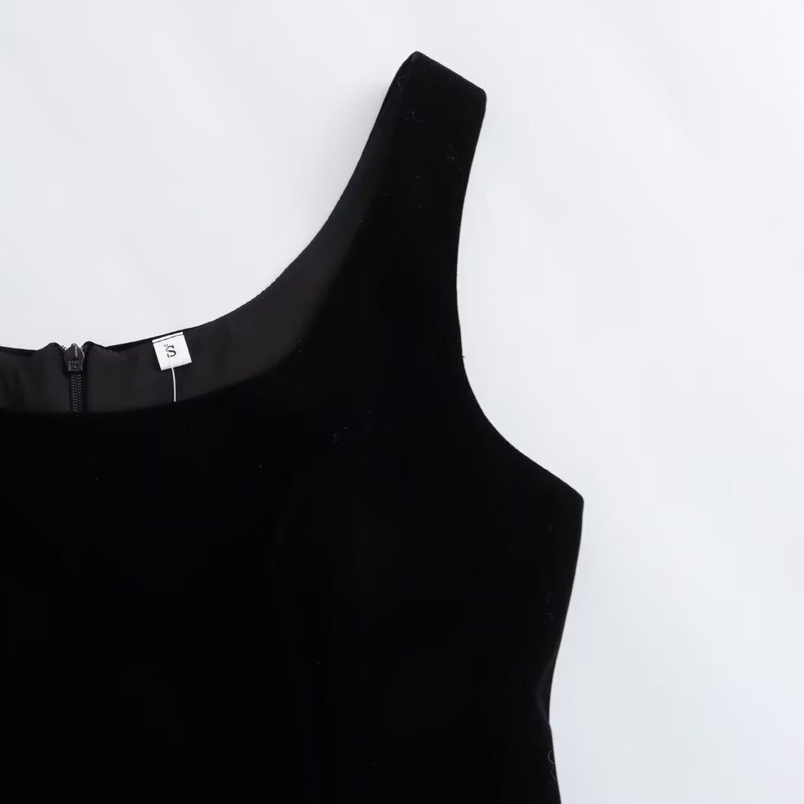 Thick velvet Hepburn style vest sleeveless dress