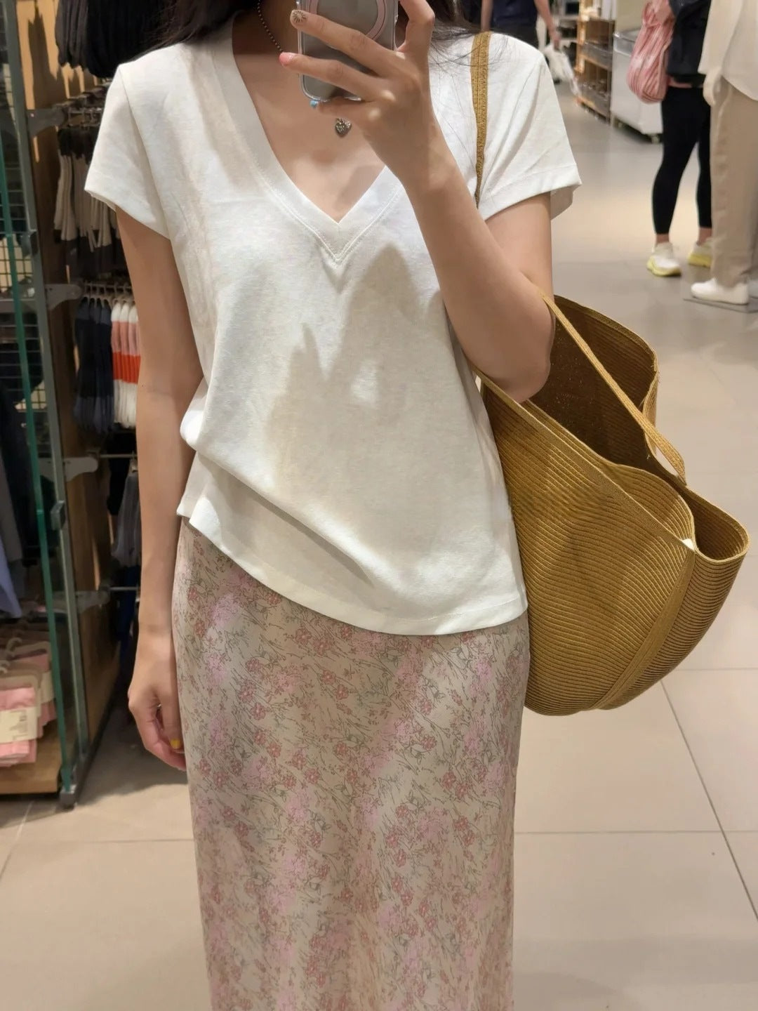 Minimalist V-Neck Loose Inner Top for Women