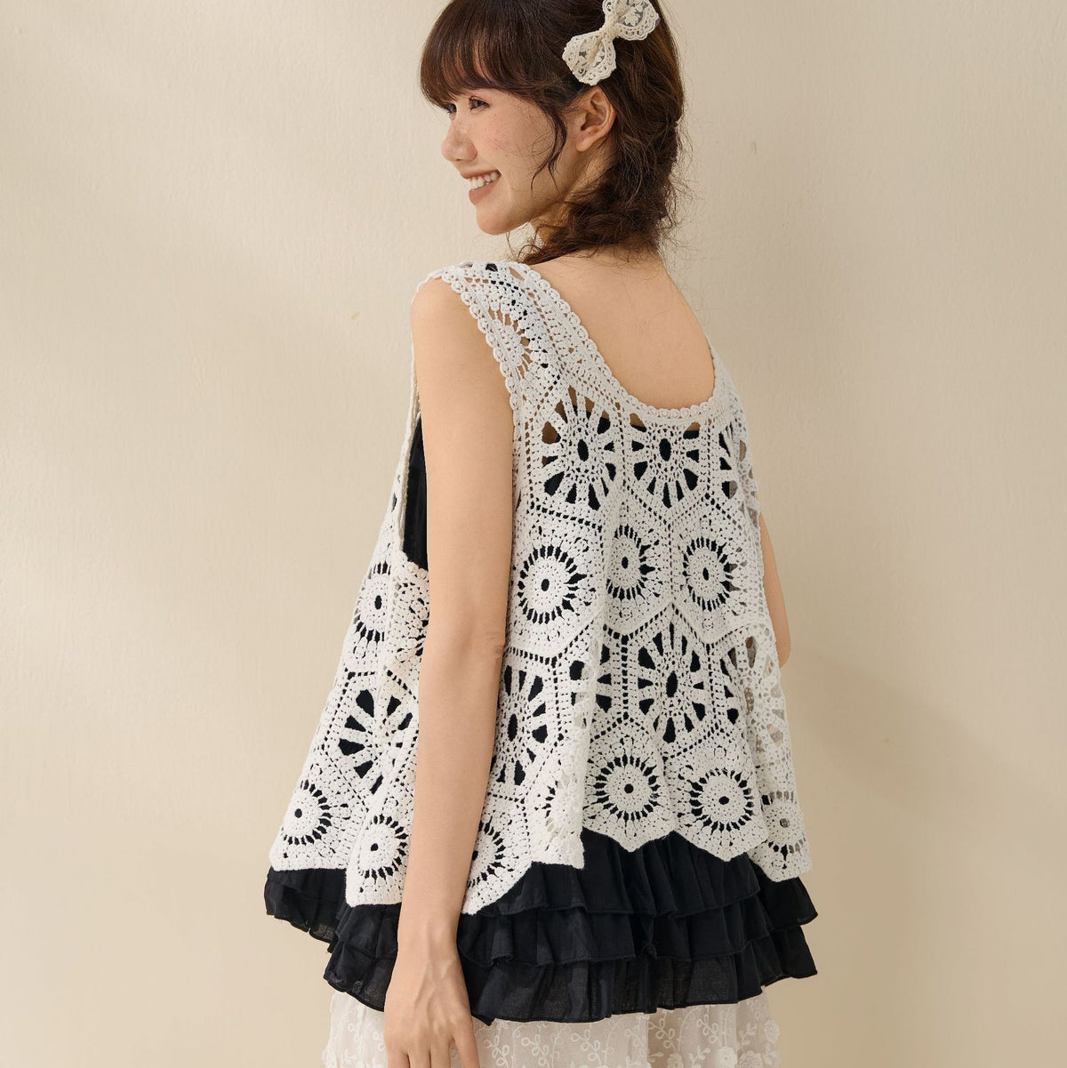 Hook flower hollow knitted camisole vest for women
