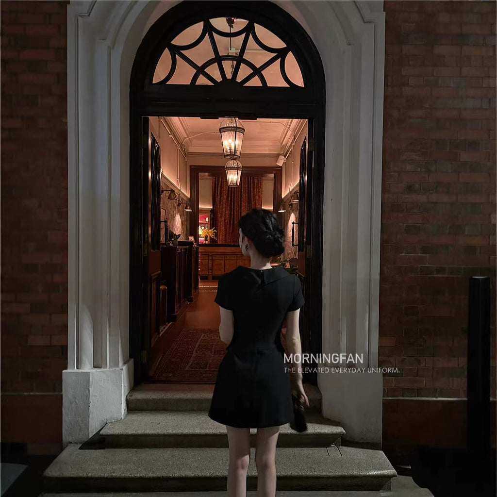 Hepburn Style Tailored Slim-Fitting Dress Elegant Boat Neck Black Dress