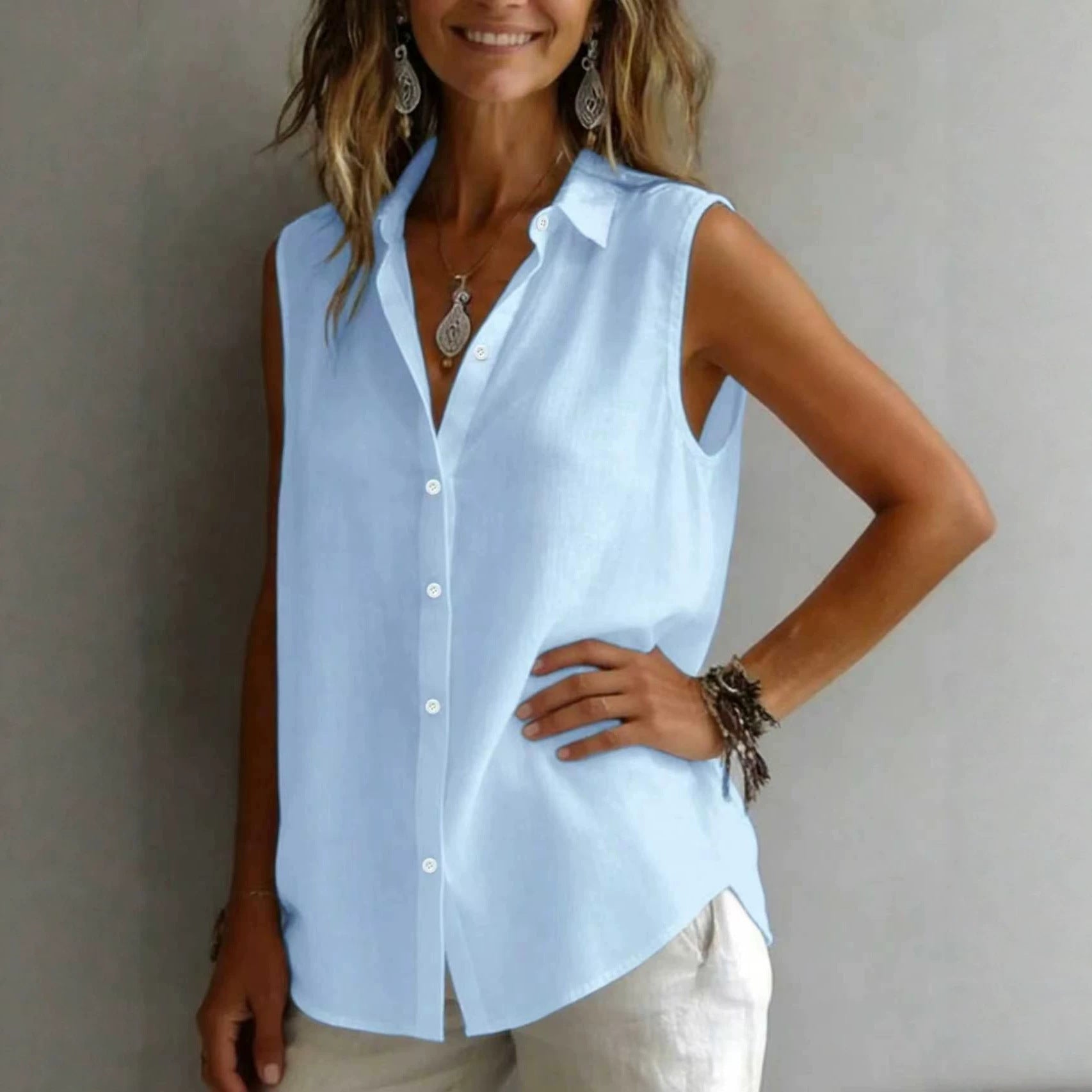 Solid color sleeveless women's shirt
