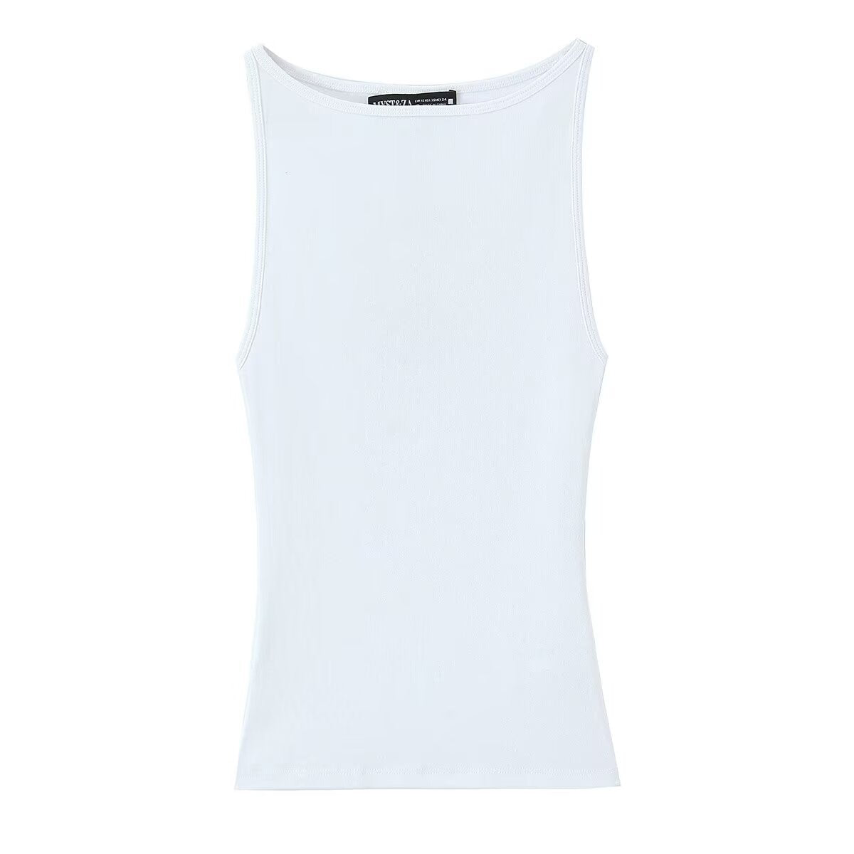 Minimally slim fit versatile sleeveless T-shirt