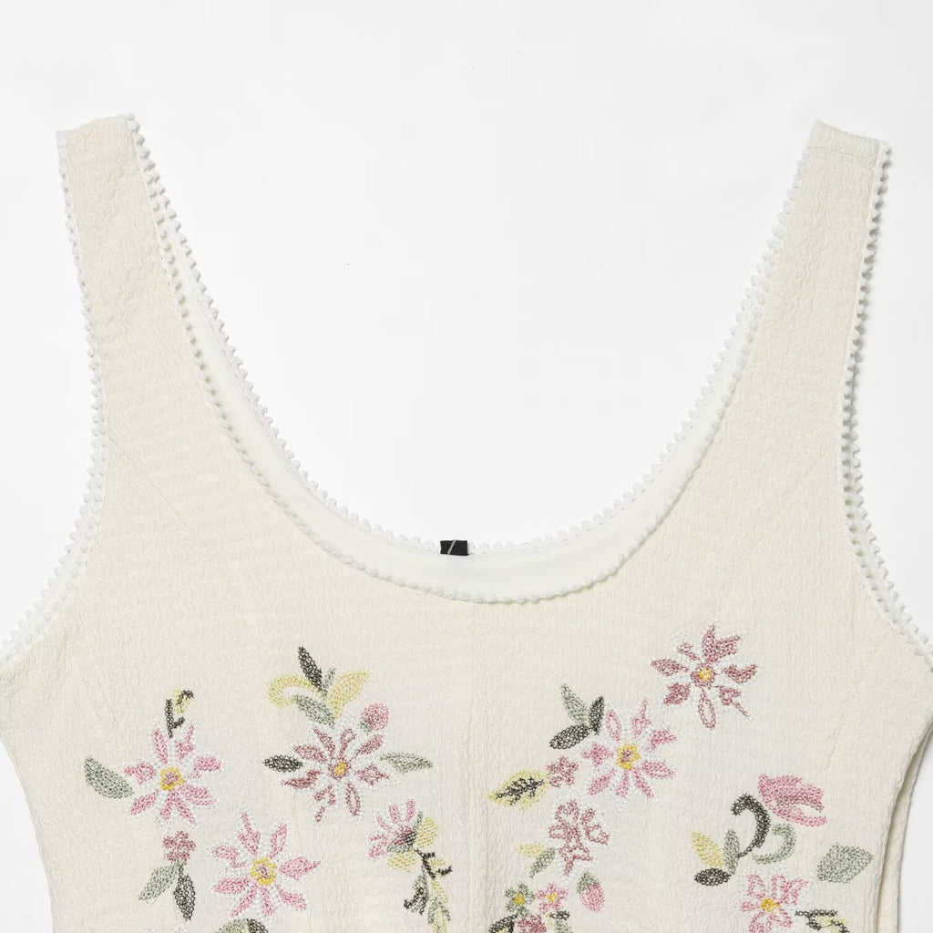 Embroidered texture tight corset style sleeveless top