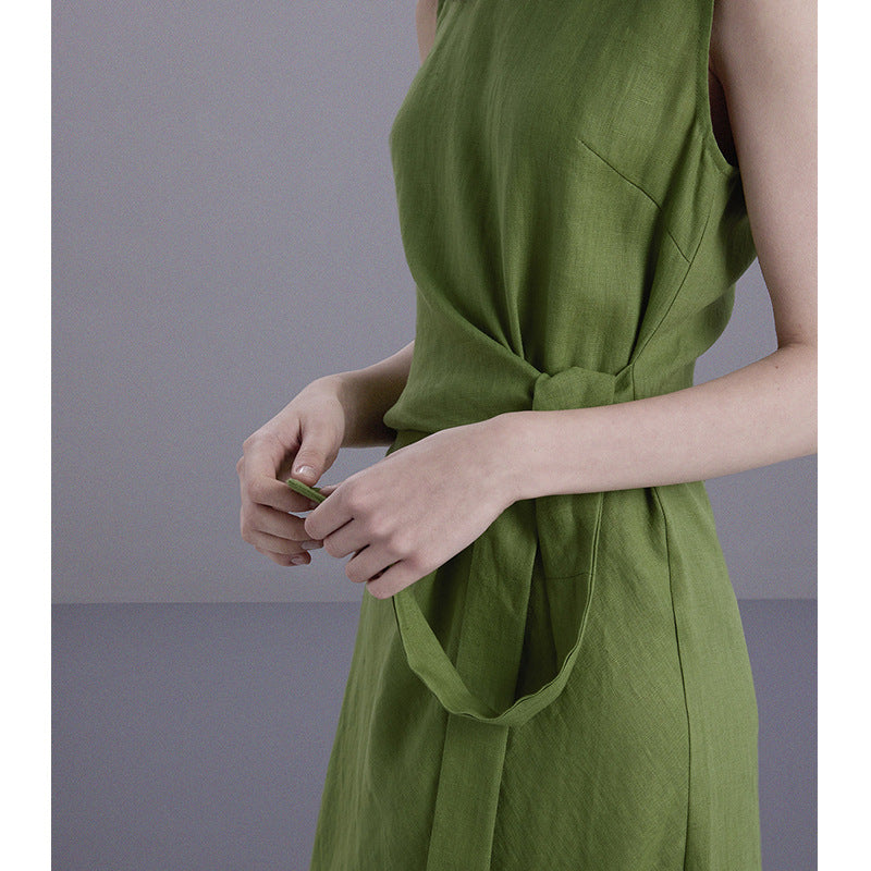 Cute Green Sleeveless Dress with Twist Pleat and Tie Waist, Fitted Bodycon Style, Minimalist Design, High-Quality Casual Dress