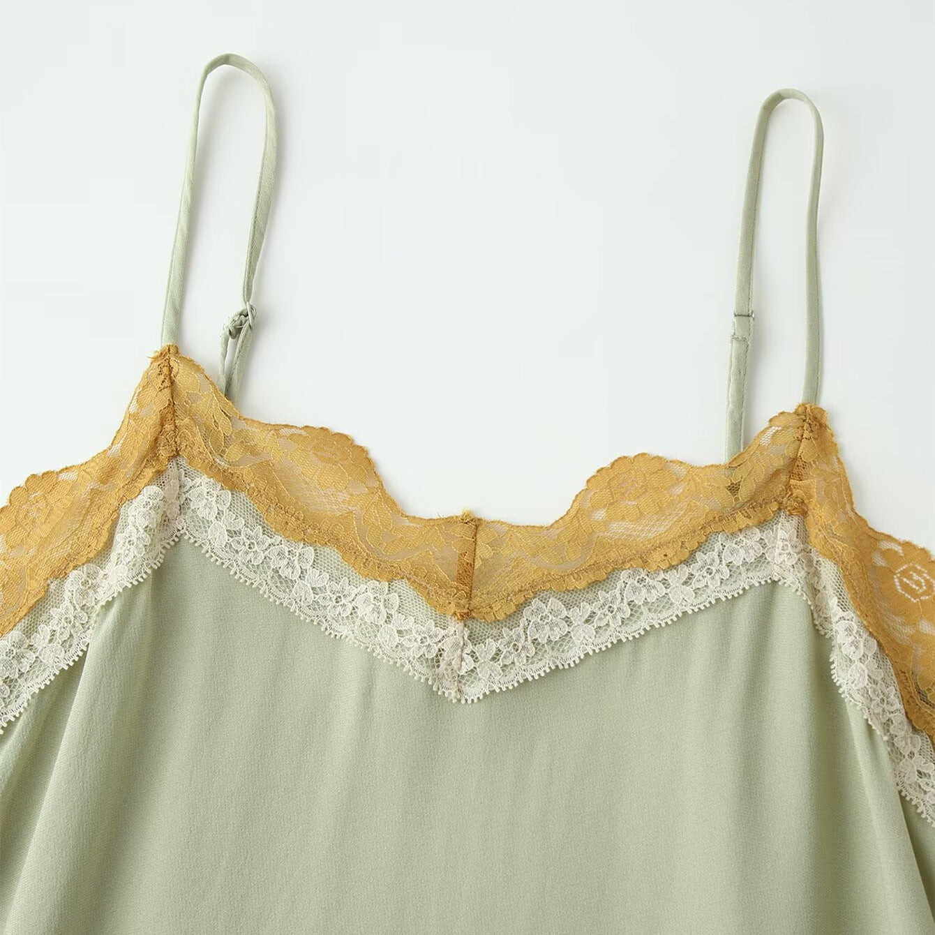 Hot girl lace patchwork camisole top