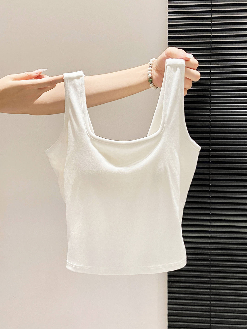 Solid Color Padded Strapless Crop Top Casual Wear for Women