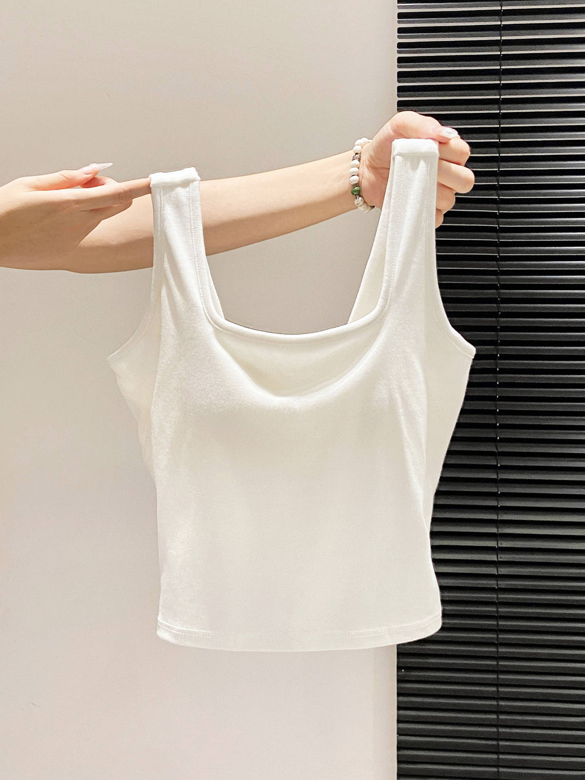Solid Color Padded Strapless Crop Top Casual Wear for Women