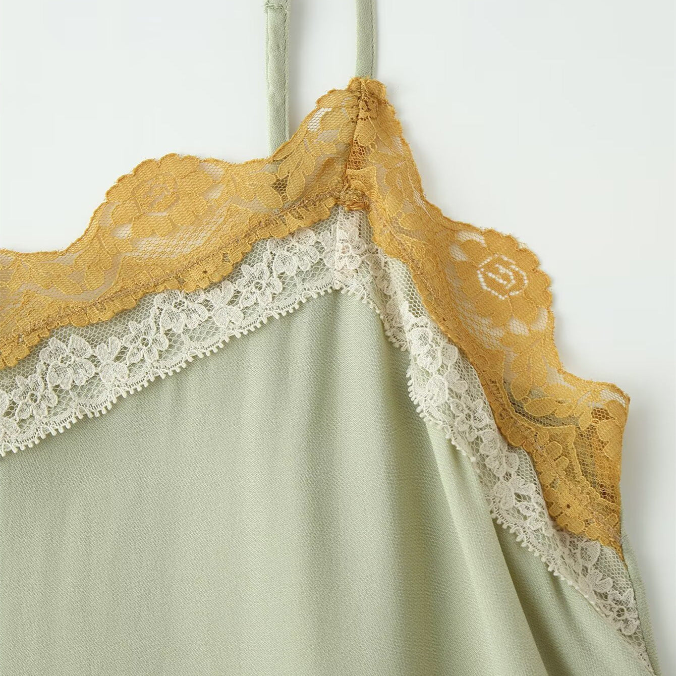 Hot girl lace patchwork camisole top
