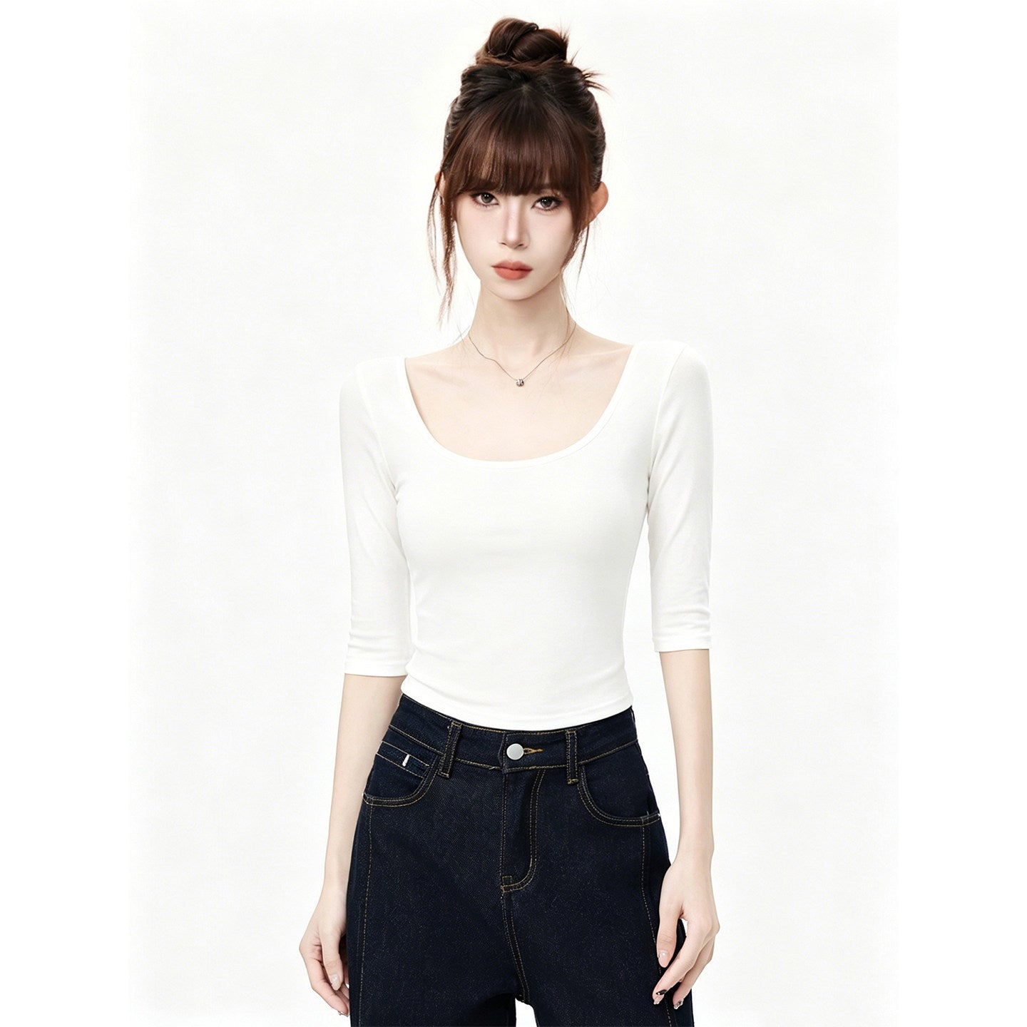 White Deep U-Neck Slim-Fitting Versatile Mid-Sleeve T-Shirt for Women, Fitted Shoulder Top