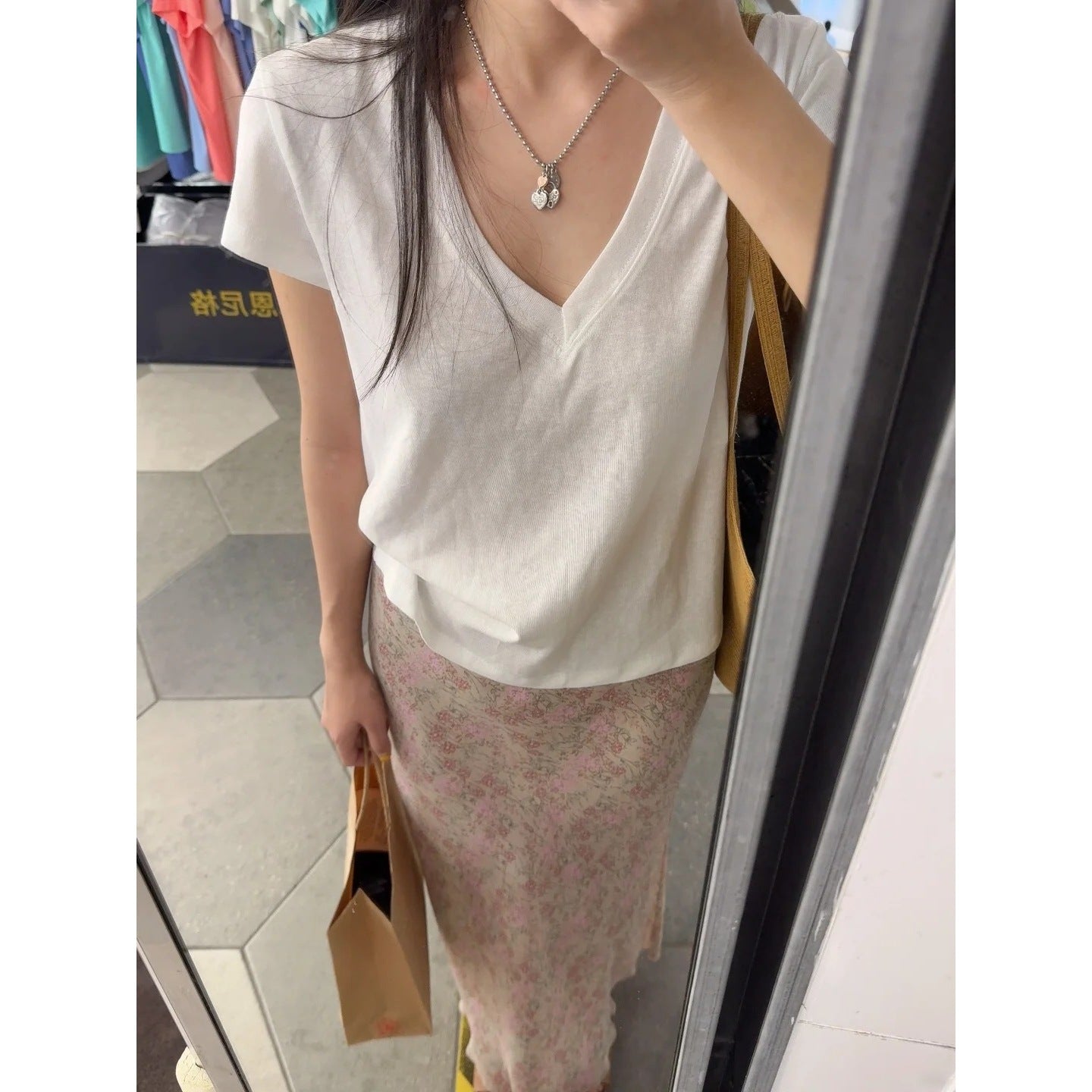 Minimalist V-Neck Loose Inner Top for Women