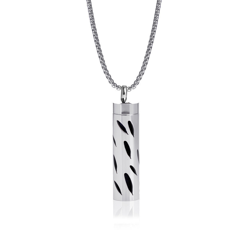 Cylindrical Heart-shaped Diffuser Pendant Necklace with Essential Oil, Stainless Steel Necklace for Men and Women, Titanium Steel Pendant