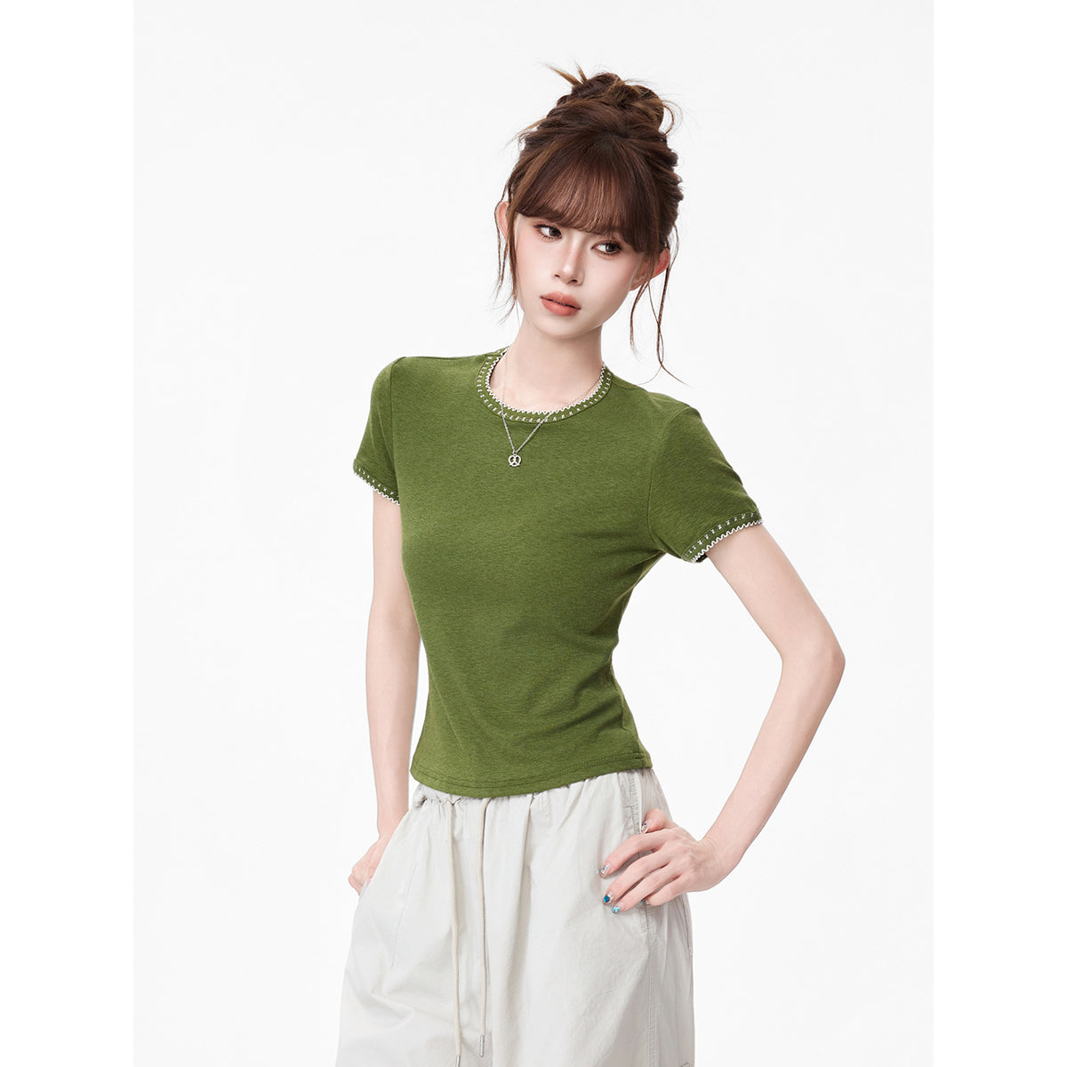 Round Neck Regular Shoulder Minimalist Short Sleeve T-Shirt for Women