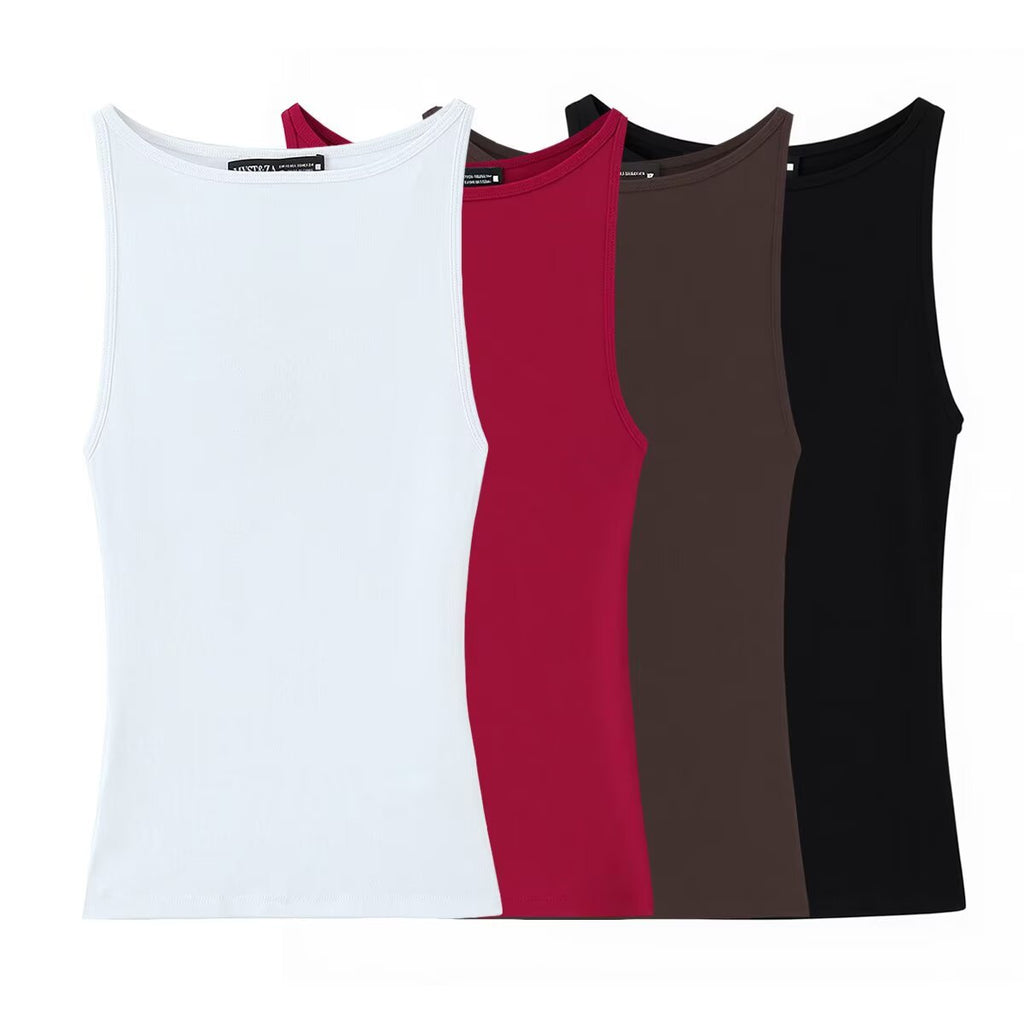 Minimally slim fit versatile sleeveless T-shirt