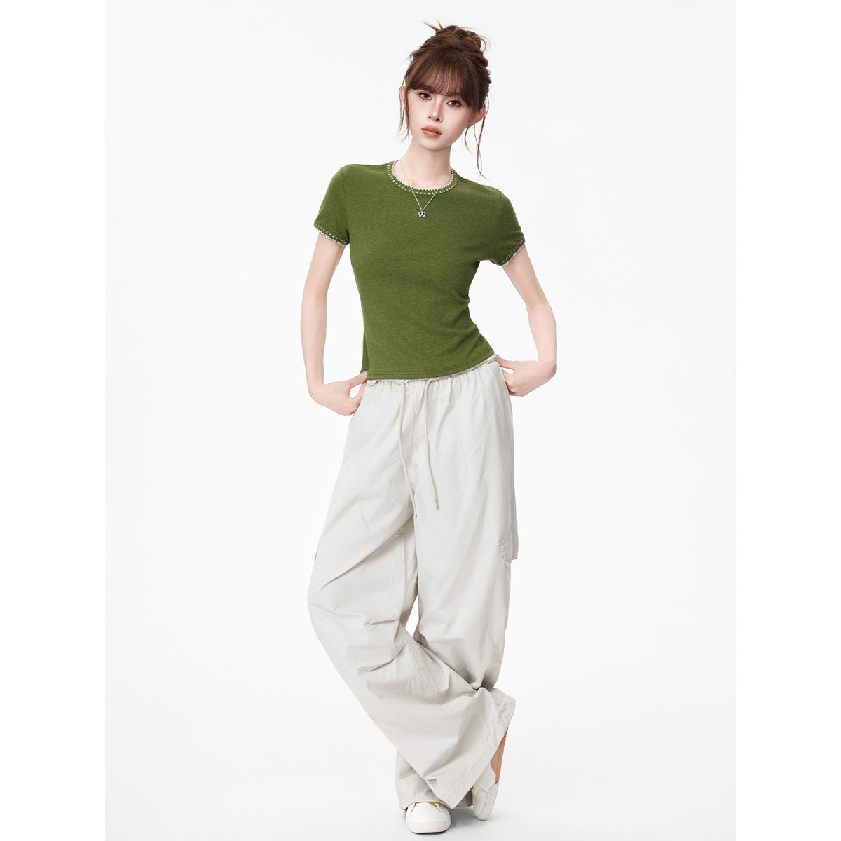 Round Neck Regular Shoulder Minimalist Short Sleeve T-Shirt for Women