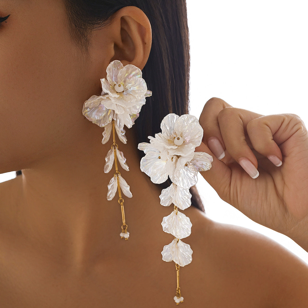 Fashionable Colorful CCB Flower Necklace Sweet and Simple Metallic Clavicle Chain