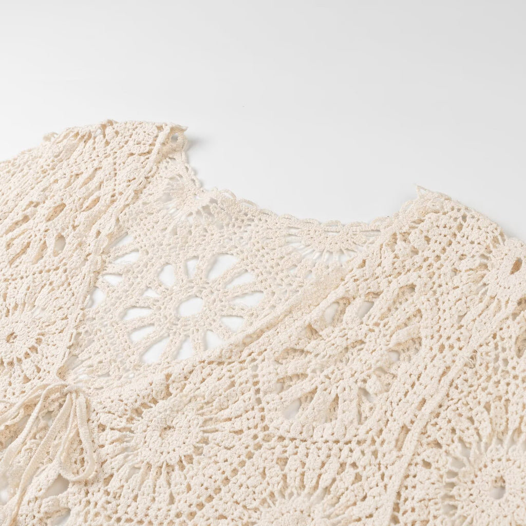 French minimalist hollowed out flared sleeve cardigan