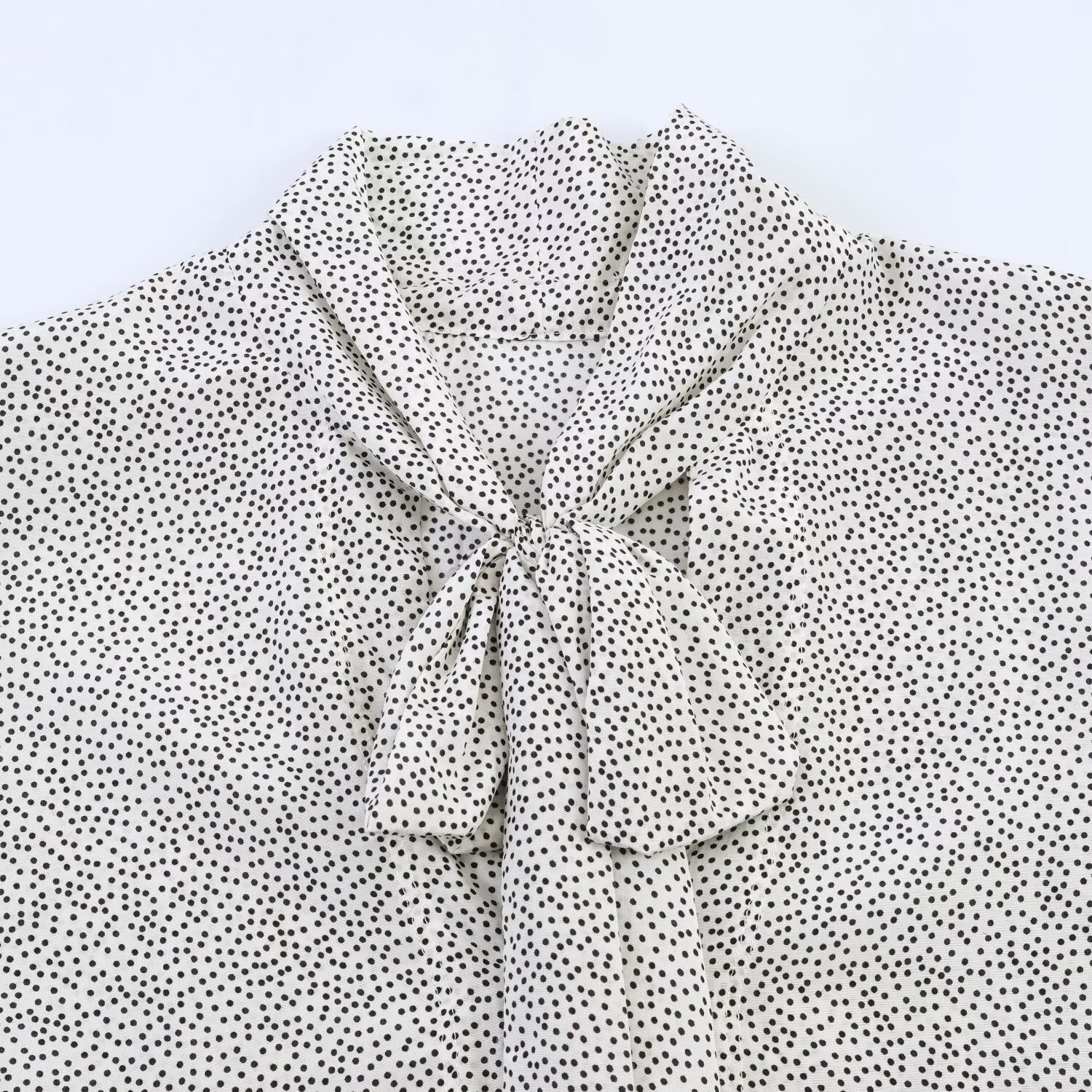 Commuting controversy points bow tie decoration shirt