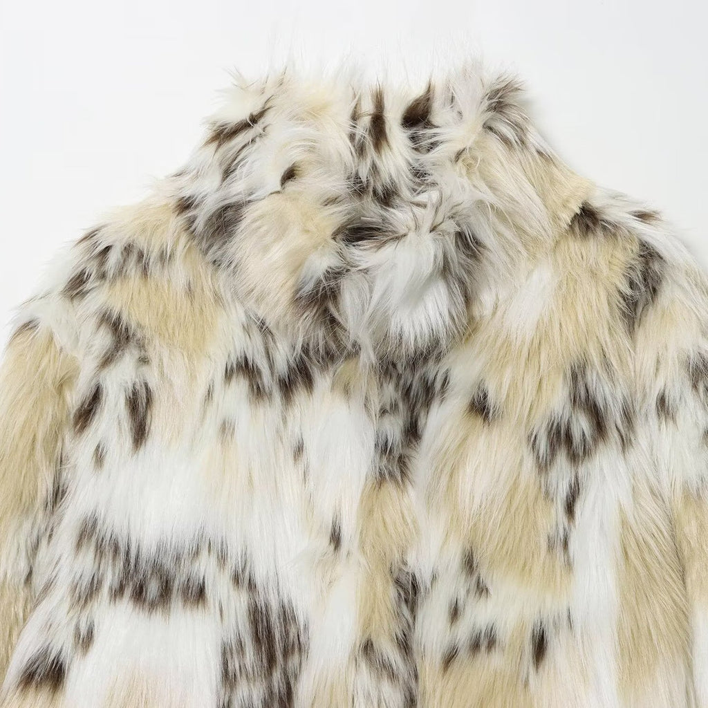 Artificial fur effect women's coat