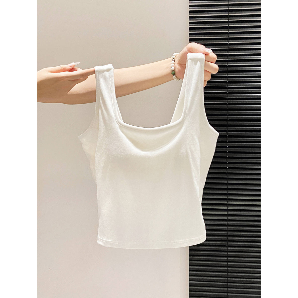 Solid Color Padded Strapless Crop Top Casual Wear for Women