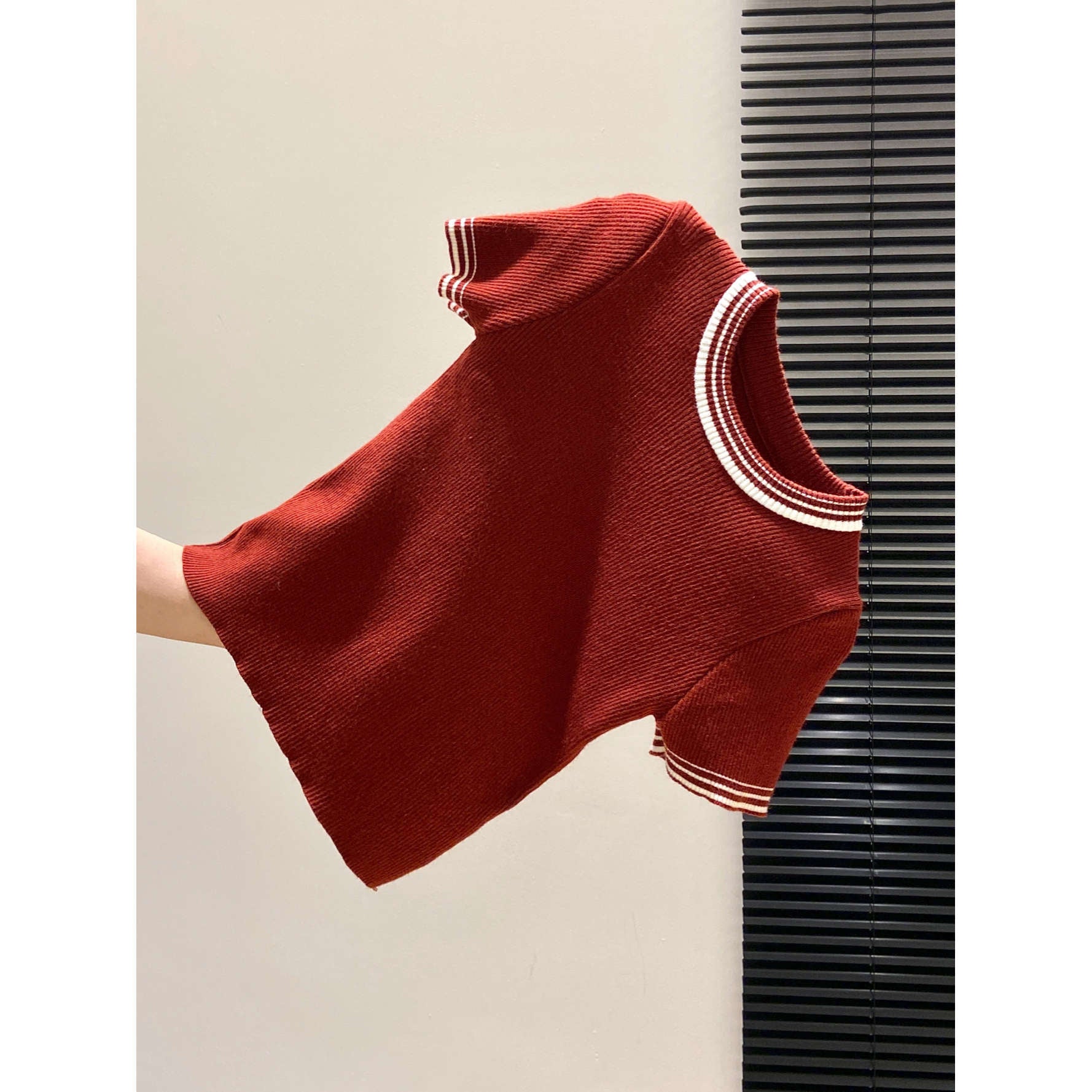 Round Neck Short Sleeve Knit Top for Women