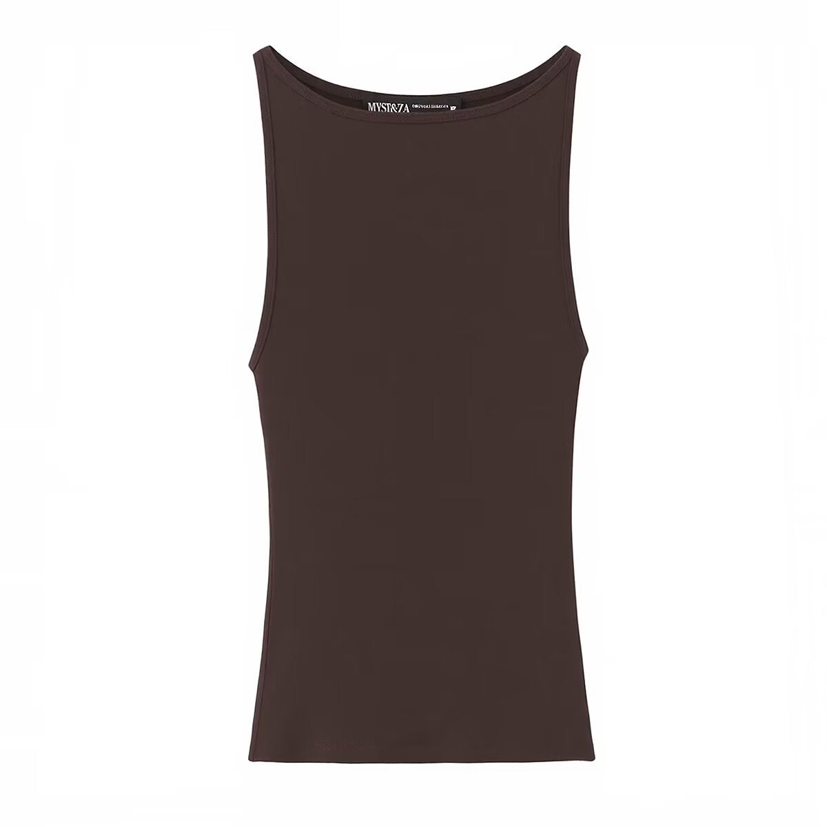 Minimally slim fit versatile sleeveless T-shirt