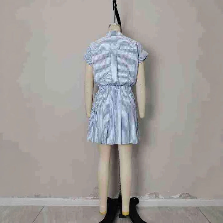 Short sleeved blue striped lapel shirt dress