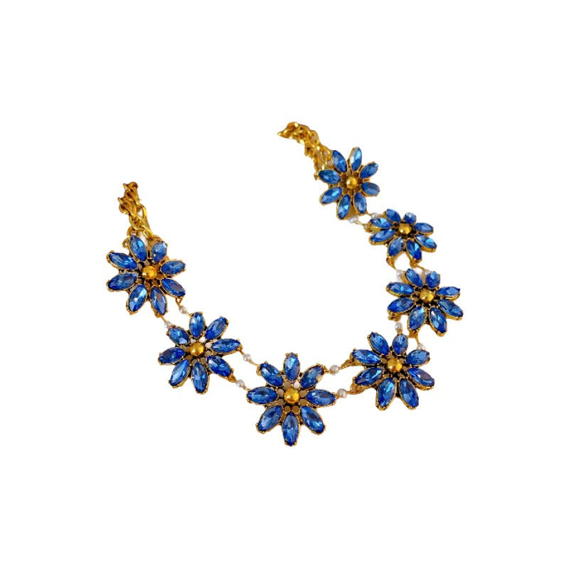 European and American personalized flower diamond pearl necklace with exaggerated design and clavicle chain