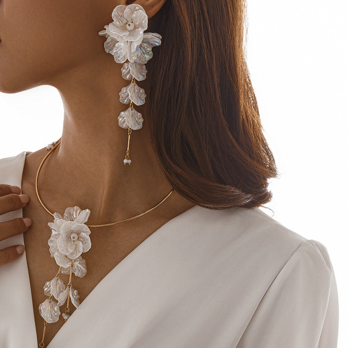 Fashionable Colorful CCB Flower Necklace Sweet and Simple Metallic Clavicle Chain